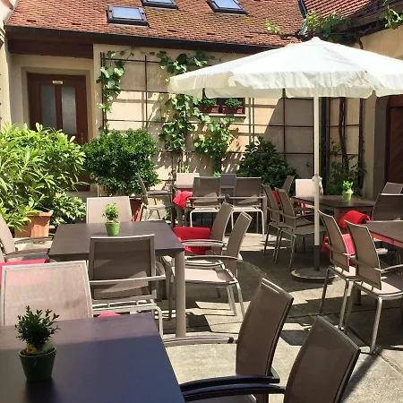 Weingut Weisensee Apartment Sommerach